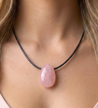 Rosenquarz Anhänger - mit/ohne Lederband