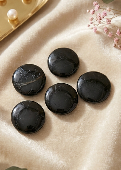 XL Schwarzer Turmalin - Flacher Handstein