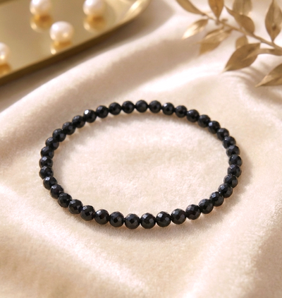 Facettiertes Onyx Armband