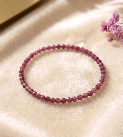 Facettiertes Rotes Turmalin Armband (sehr schöne Qualität)