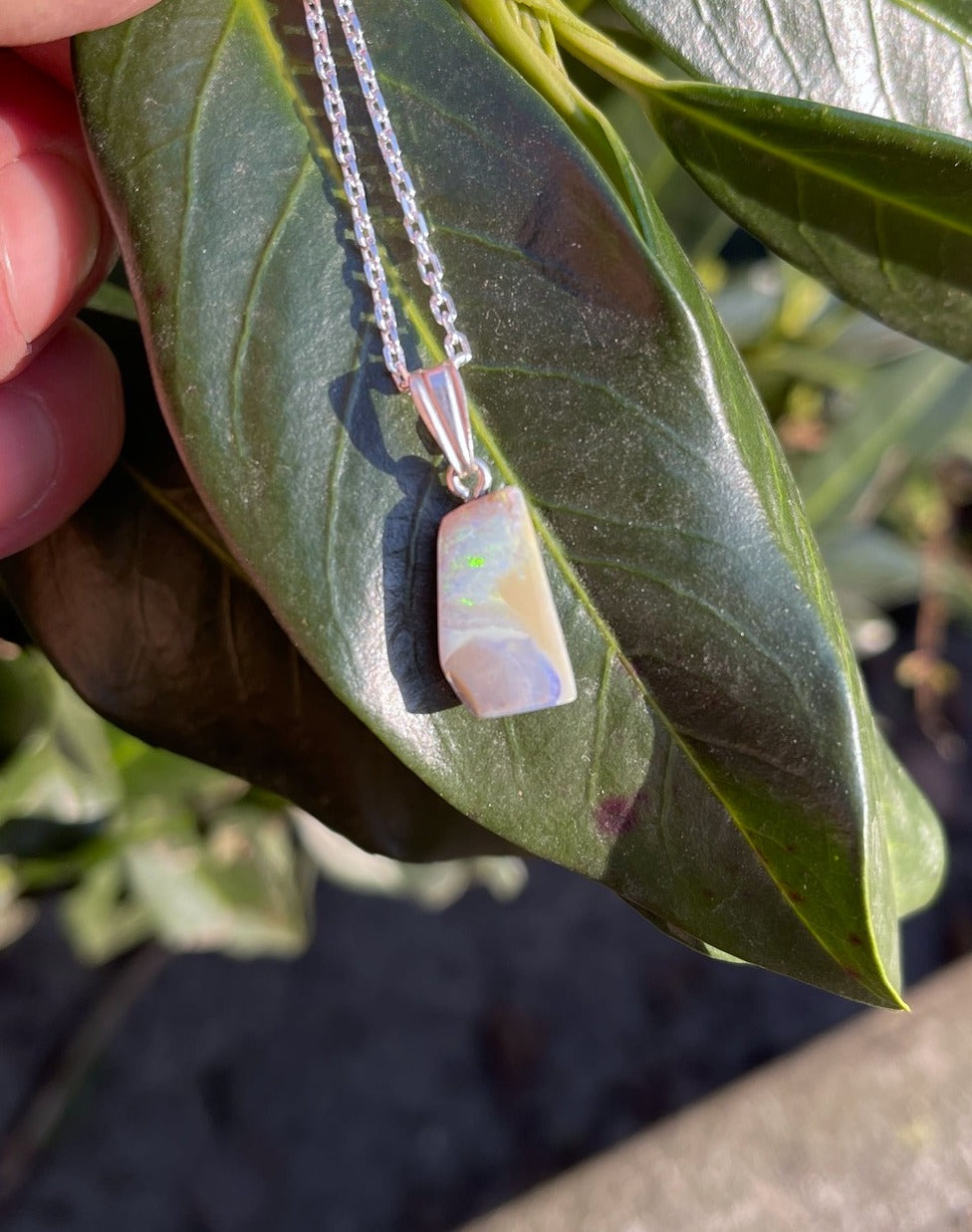 Opal Anhänger - mit 925er Silberkette