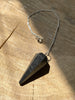 Schwarzes Turmalin Pendel mit Kette