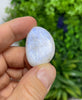 Großer Regenbogen Mondstein Handstein (A-Qualität)