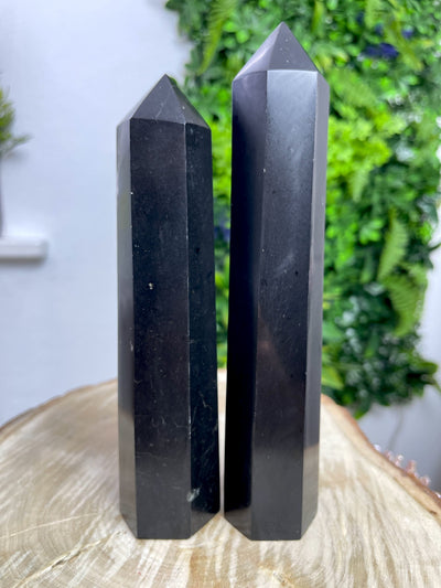 XL Schwarzer Turmalin Turm