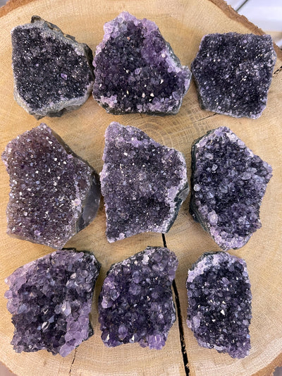 Dunkles Amethyst Designstück (Schöne Qualität)