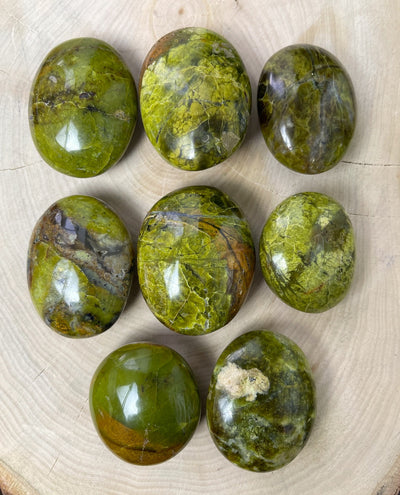 XL Pistazien Opal Handstein