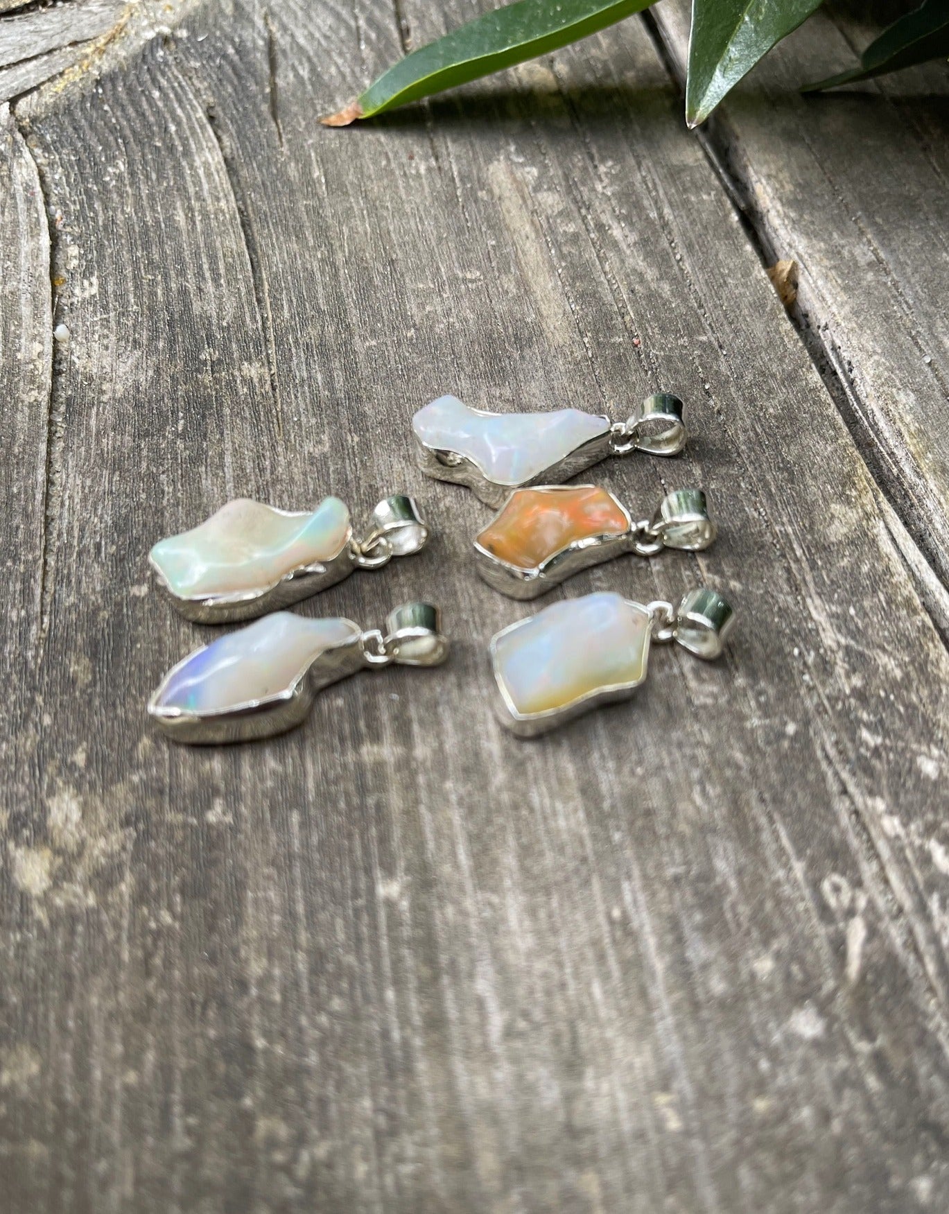 Opal Anhänger mit 925er Silberkette