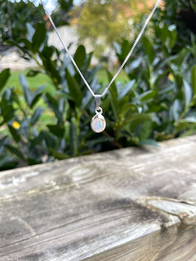 Opal Anhänger mit 925er Silberkette