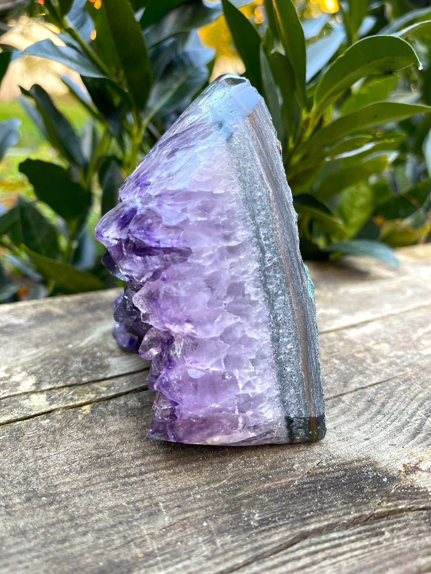 Großes Uruguay Amethyst Designstück (AAA-Qualität)