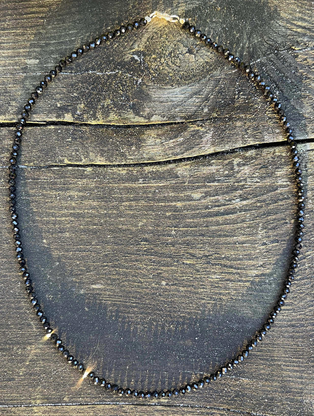 Schwarze Turmalin Halskette - Facettiert; perfekt als Schutzstein